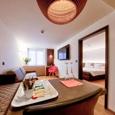 Le Florentin Hotel Florenville